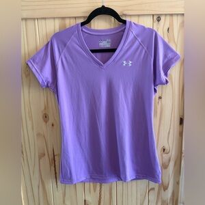 Under Armour Women's Lavender V-Neck Short Sleeve Tee